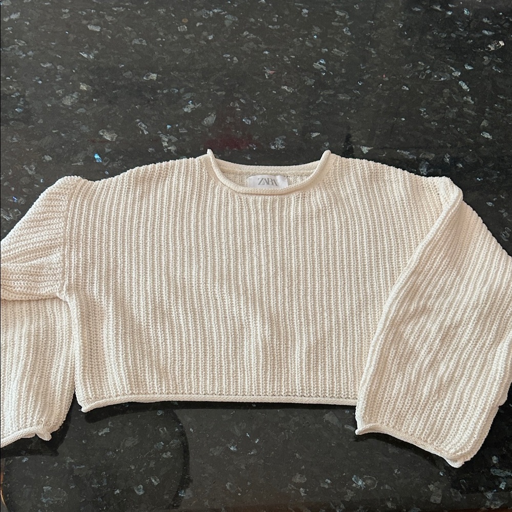 Zara Girls Cropped White Sweater, size 11-12